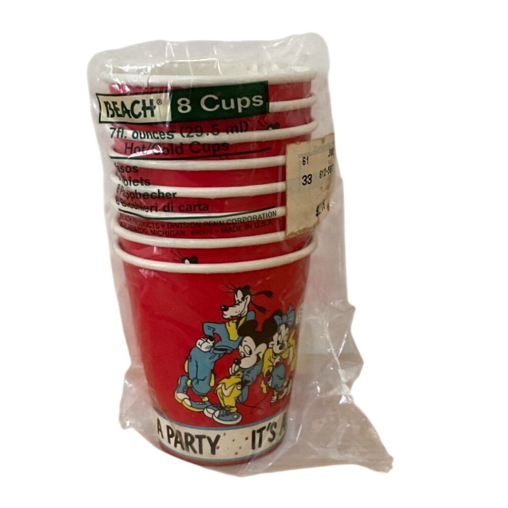 Vtg Beach Disney Mickey and Friends Birthday Party Cups 7 fl oz Set of 8 New